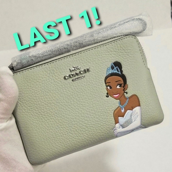 LAST 1! COACH Disney Princess Tiana Wristlet - Picture 1 of 8